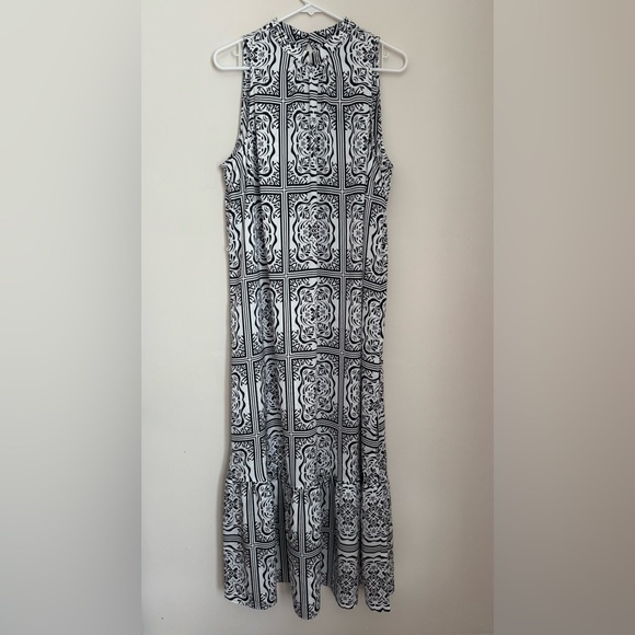 LOFT Sleeveless Tile Print Midi Dress Women’s XL NWT Black & White Ruffle Hem - Picture 3 of 12